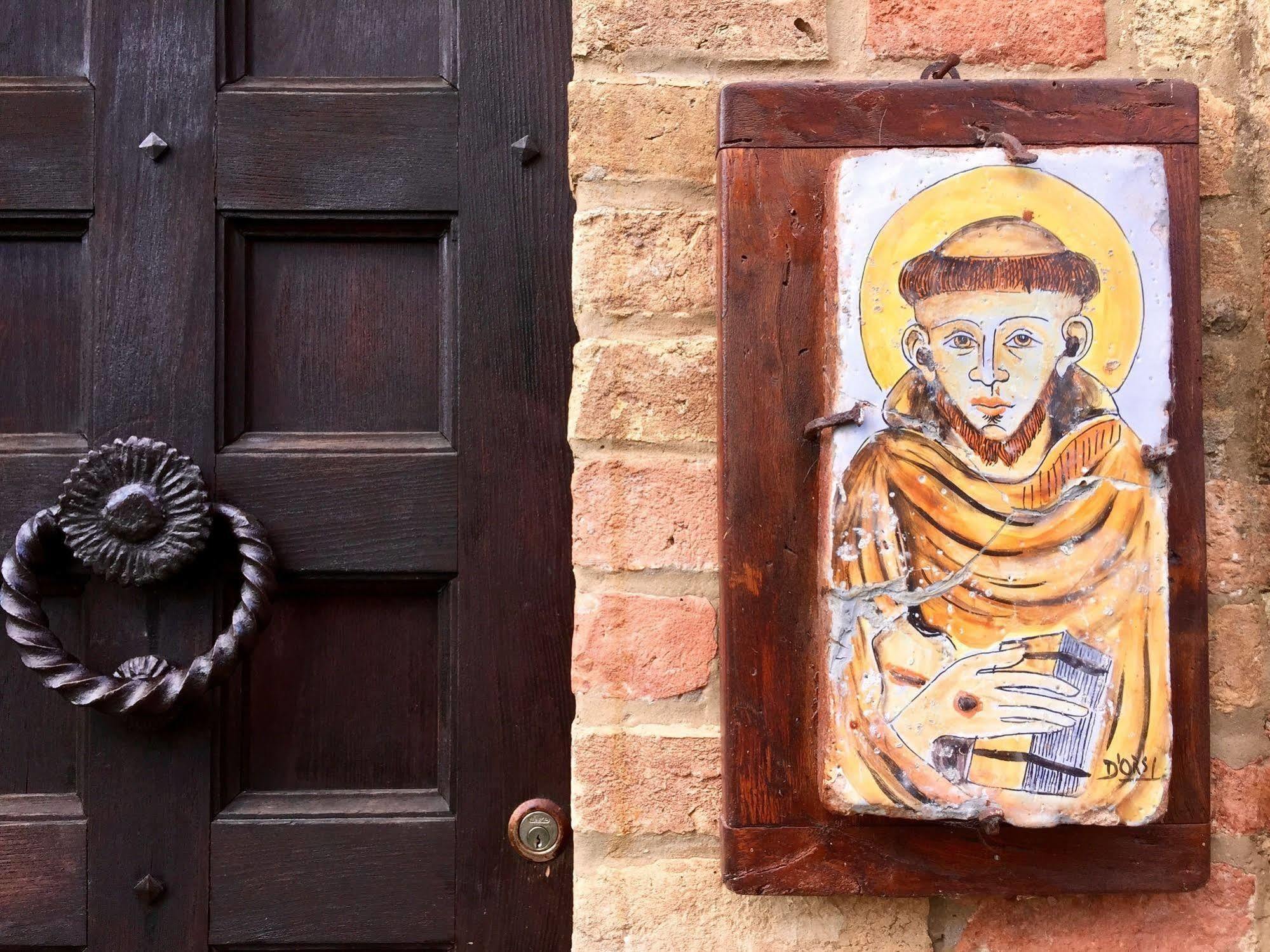 مبيت وإفطار Convento Di San Francesco Mondaino المظهر الخارجي الصورة